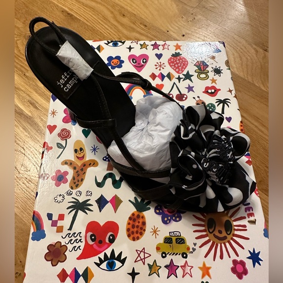 Jeffrey Campbell Pinpoint Heels 7.5 new in box - Picture 4 of 10